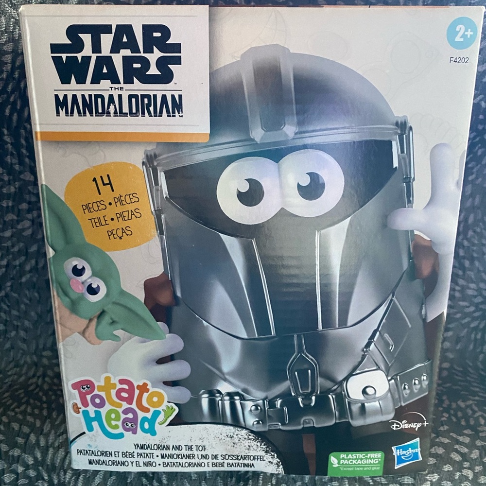 STAR WARS Mandalorian Potato Head NWT